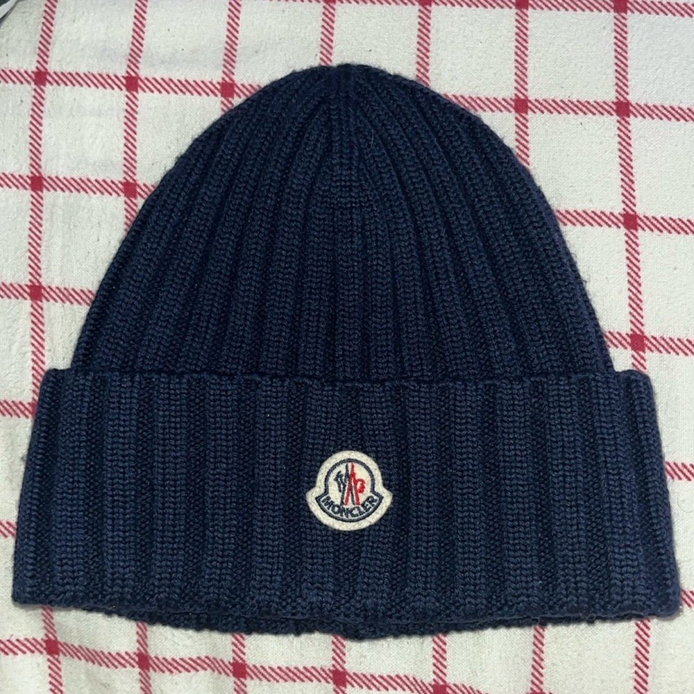 Navy blue Moncler beanie